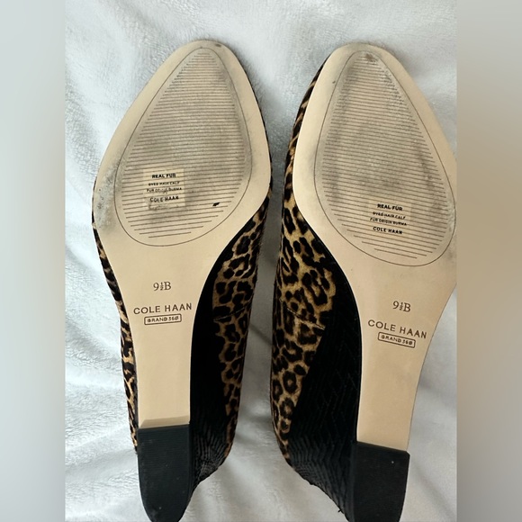 ☃️🏷️ Cole Haan Marit Wedge Pump Size 9.5 Leopard Print Calf Hair EUC - Like New! - Picture 6 of 7